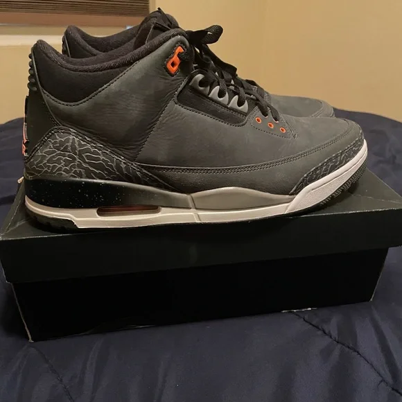 Nike Air Jordan 3 Fear - Picture 8 of 9